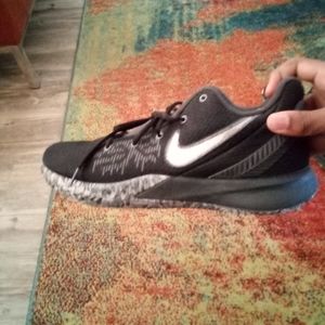 Black kyrie shoes